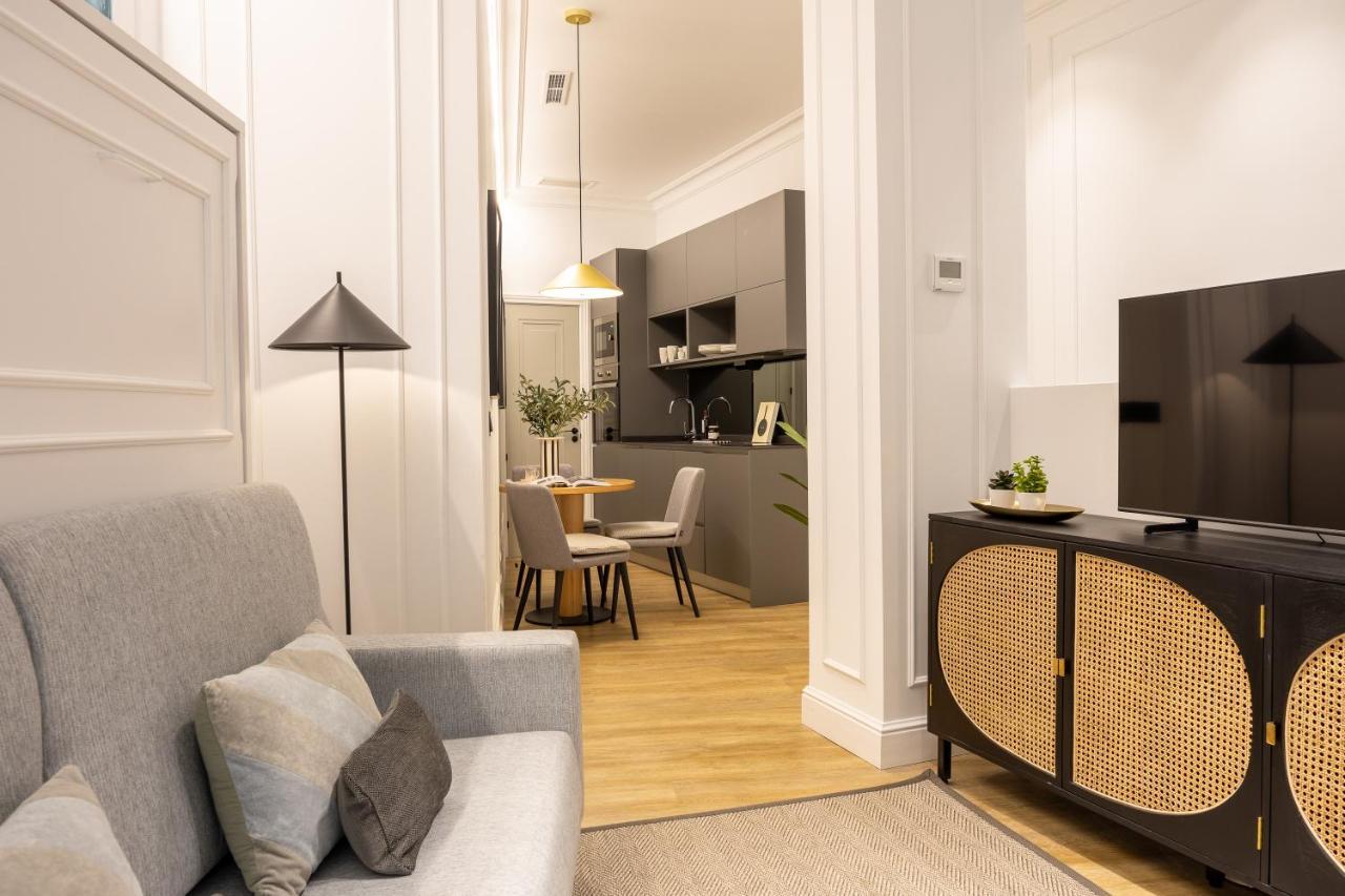 Abada Loft Apartment Madrid Bagian luar foto